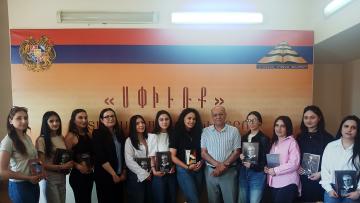 &laquo;Գրքերն ուղեկից են դառնում մինչև ի մահ&raquo;․․․